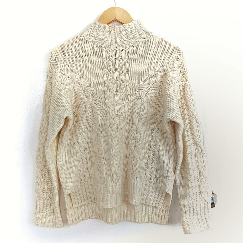 Tahari Cable Mock Neck Sweater Size S